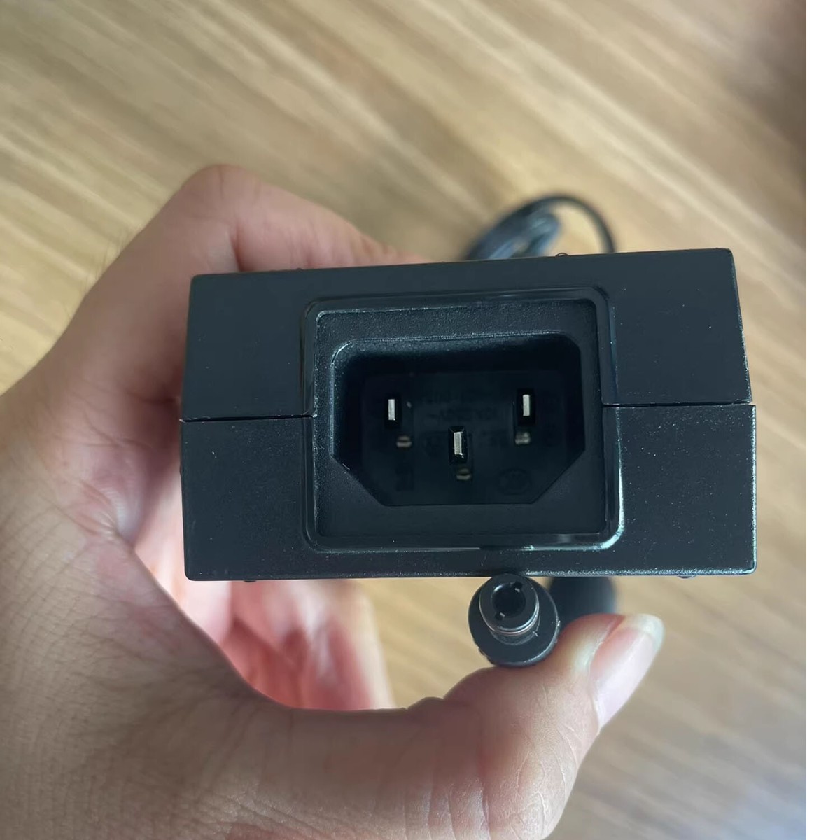 ADS-65HI-19A-1 19V 2.58A 49W 5.5*2.5mm AC Power Adapter Charger | eBay