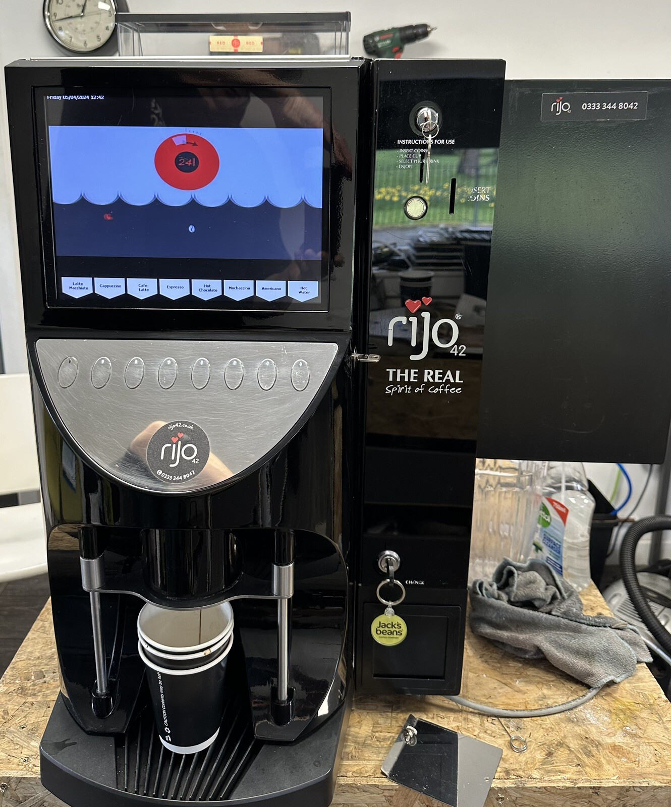 Rijo 42 ASD 2. Coffee Machine Brasil Bean to Cup. 12 Oz. WITH COIN