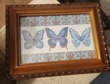Cottage Garden Photo FrameWooden Music Box Plays  That's What Friends are For
