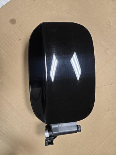 2014-2019 MERCEDES CLA250 C117 FUEL CAP TANK FILLER DOOR ASSEMBLY BLACK OEM