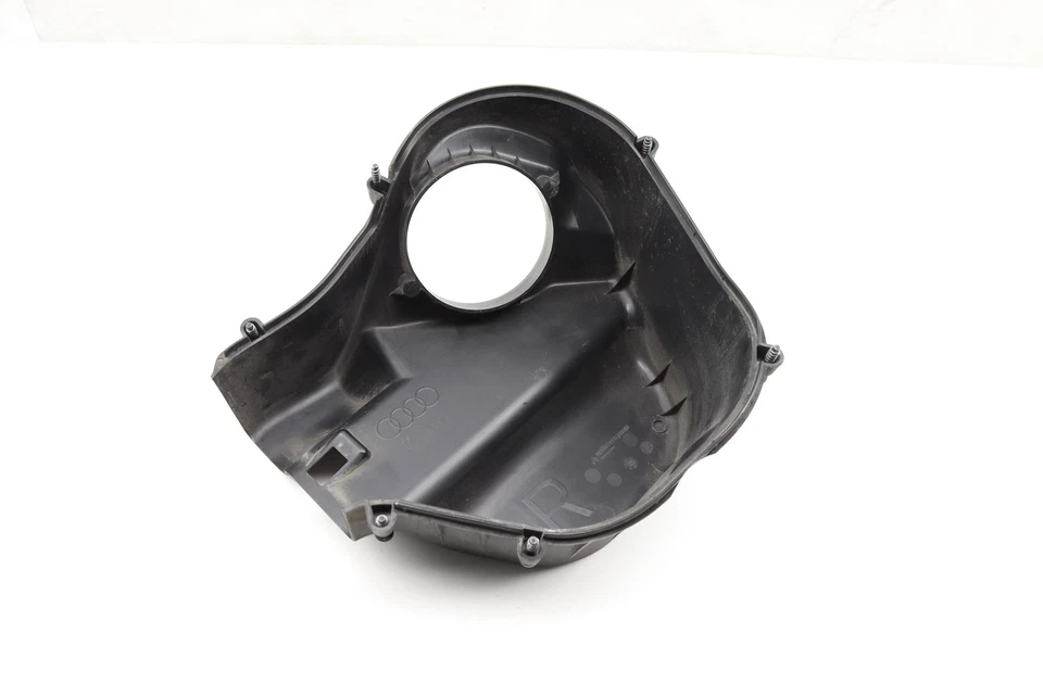 2013-2018 AUDI S8 4.0L - Filtro de ar do motor direito CAIXA / carcaça (metade superior) - Imagem 3 de 4