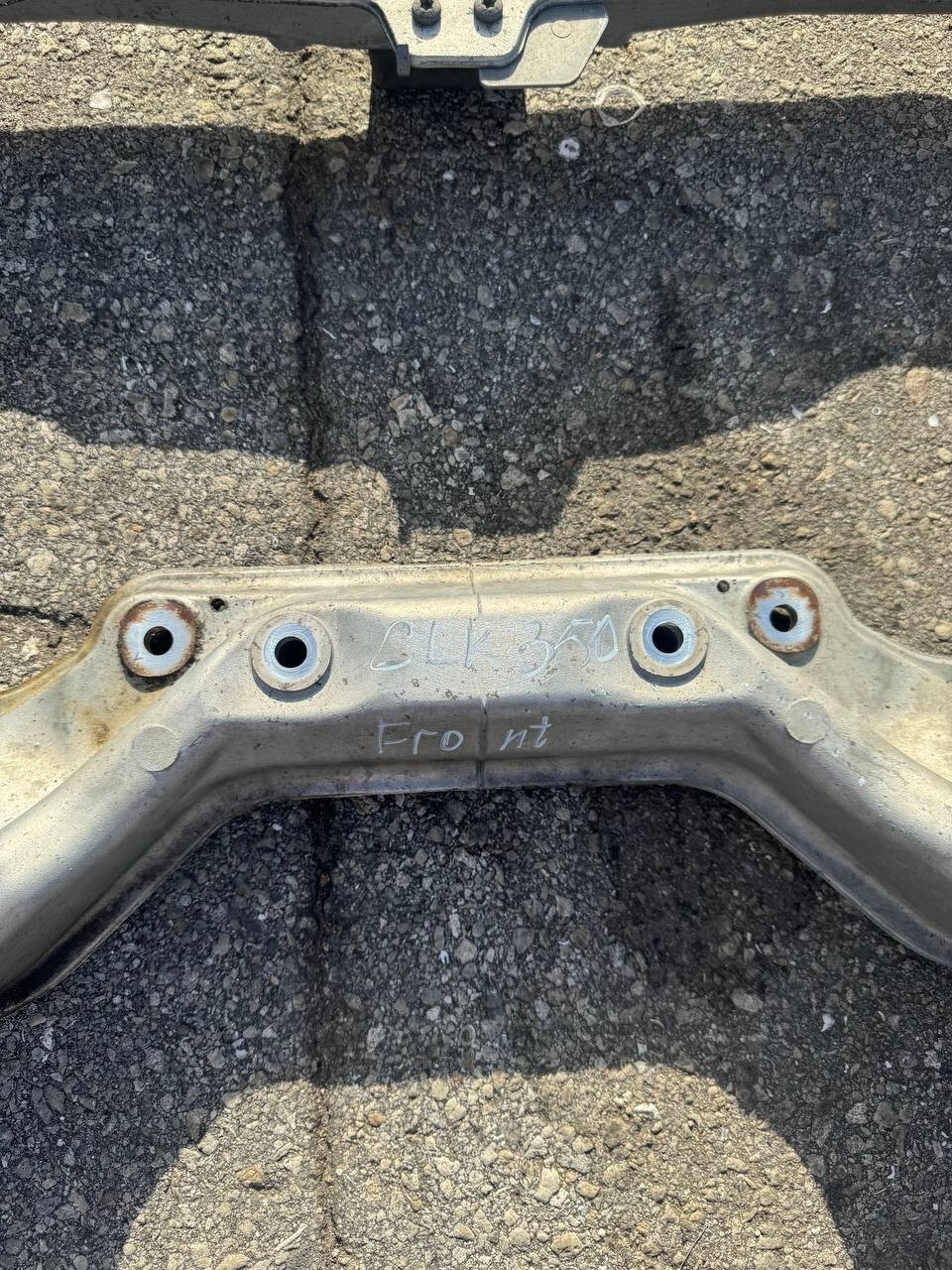 01-09 Mercedes CLK350 CLK 550  C350 Front Engine Subframe Cradle Sub Frame OEM