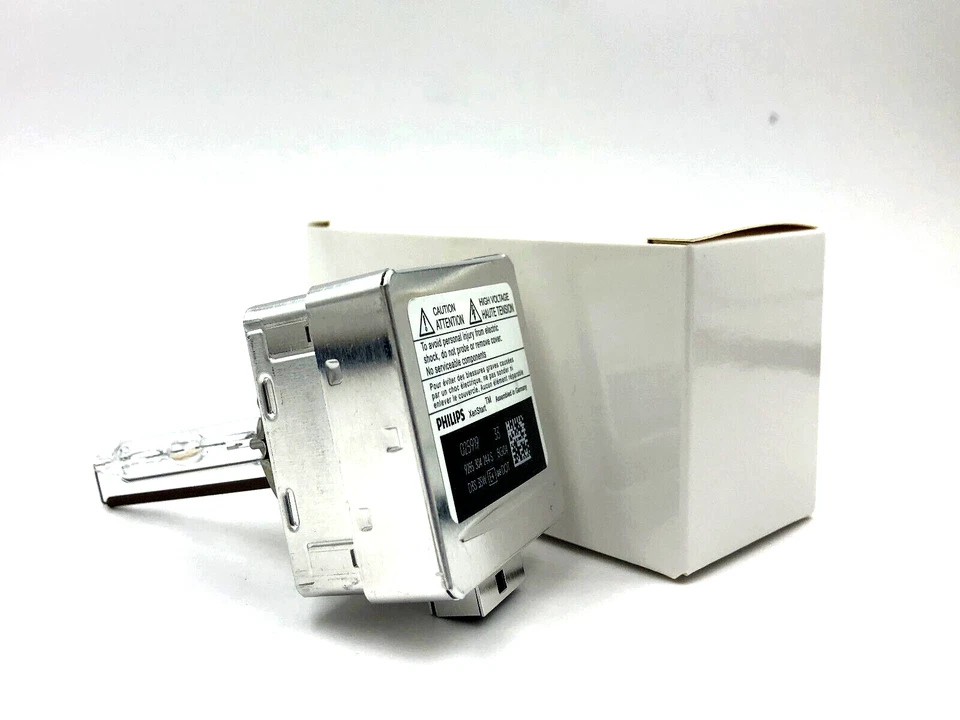 Nueva bombilla D3S compatible con AUDI S3 S4 S5 S5 S6 S7 S8 RS4 RS5 RS6 RS7 A8L xenón Foto 2 de 2