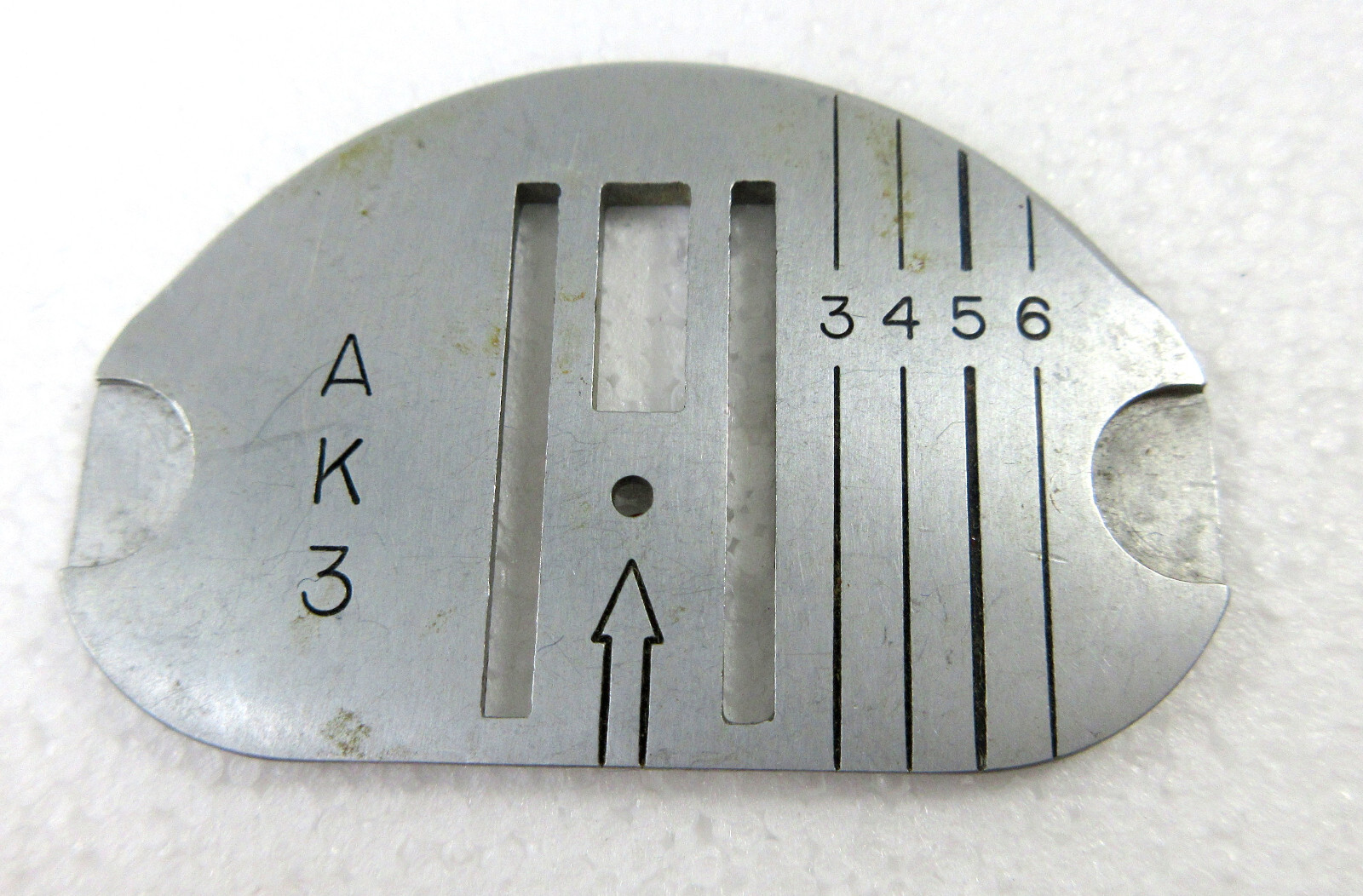 Singer Simanco Sewing Machine Throat Plate 172201 AK5 Replacement