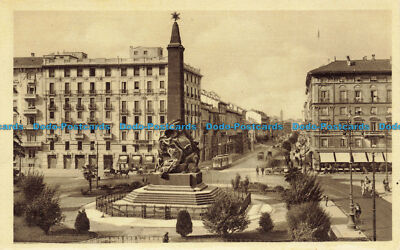 R658750 Milano. Das Denkmal der fünf Tage. Fotogravur. Cesare Capello. 193