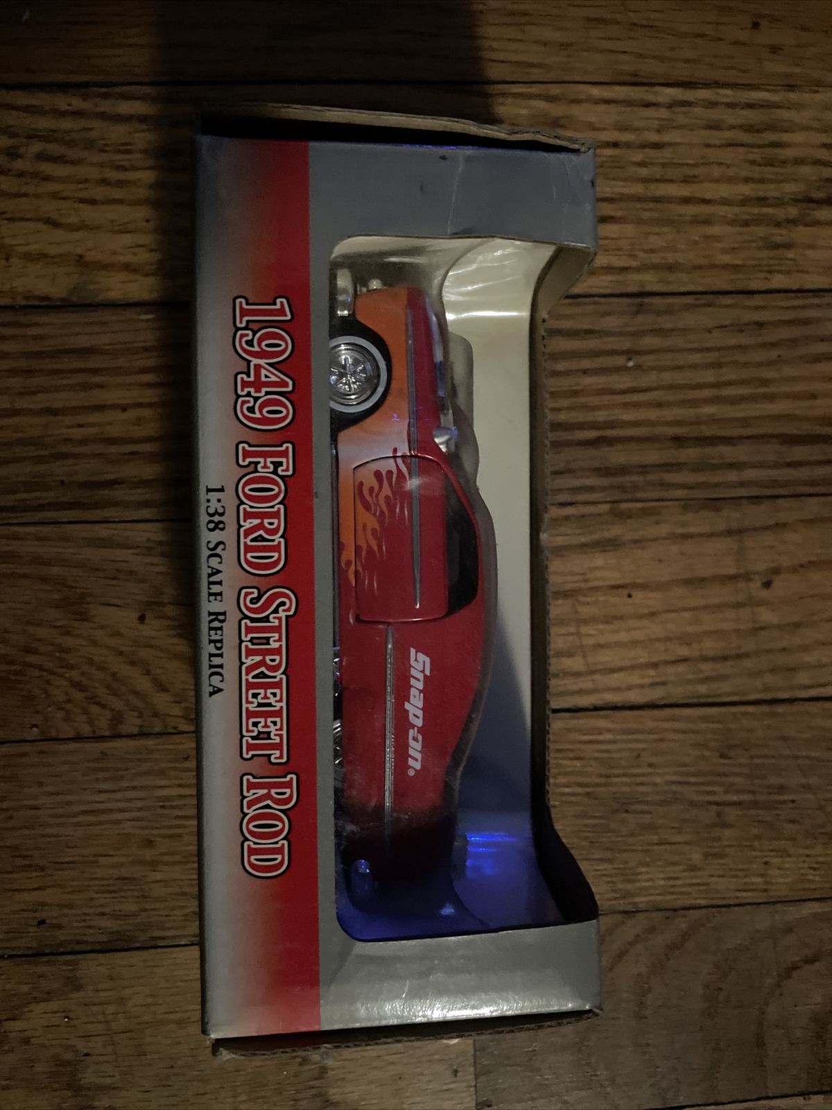 SnapOn 2004 Crown Premiums Diecast 1949 Ford Street Rod 138 Scale