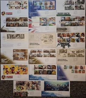 GB 2021 ER2 17 x Commemorative FDCs With Inserts Crisp!