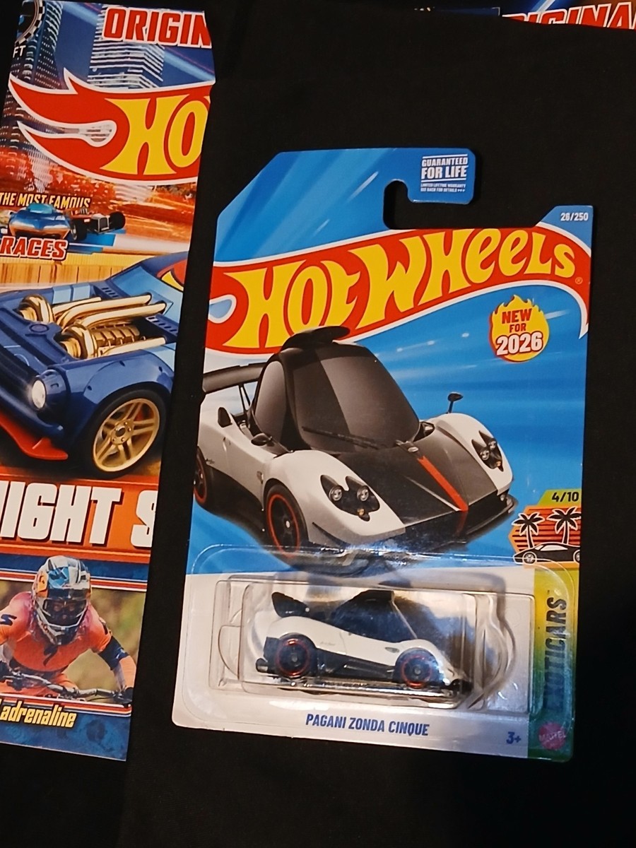 2026 HOT WHEELS PAGANI ZONDA CINQUE EXOTICARS 4/10 WHITE “TOONED