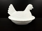 New ListingVintage Indiana Milk Glass Hen On Nest Covered Bowl 7" READ