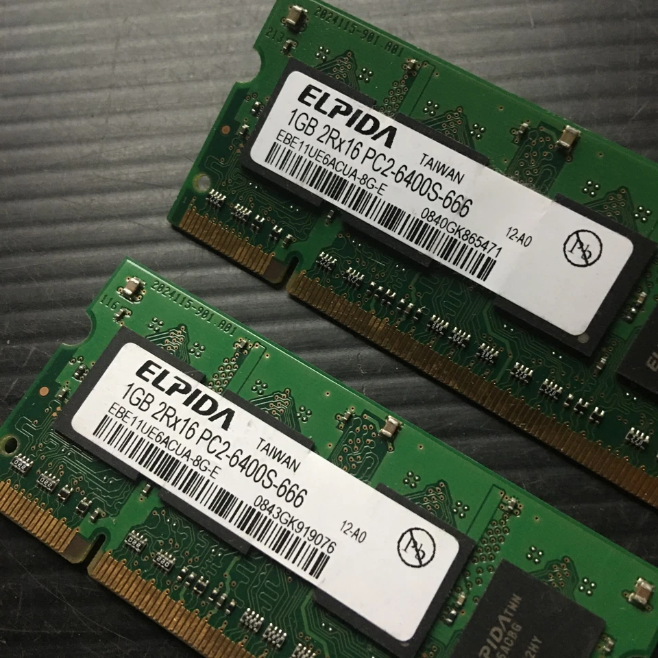 Pair of 1GB Elpida PC2-6400S-666 DDR2 Laptop RAM (EBE11UE6ACUA-8G-E) - Image 3 of 3