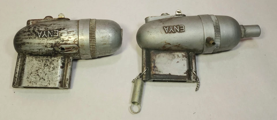 Vtg. ENYA Exhaust Muffler Lot For Parts For 29-35 5224-5225 & 40-45 4001 &4002 - Image 3 of 4