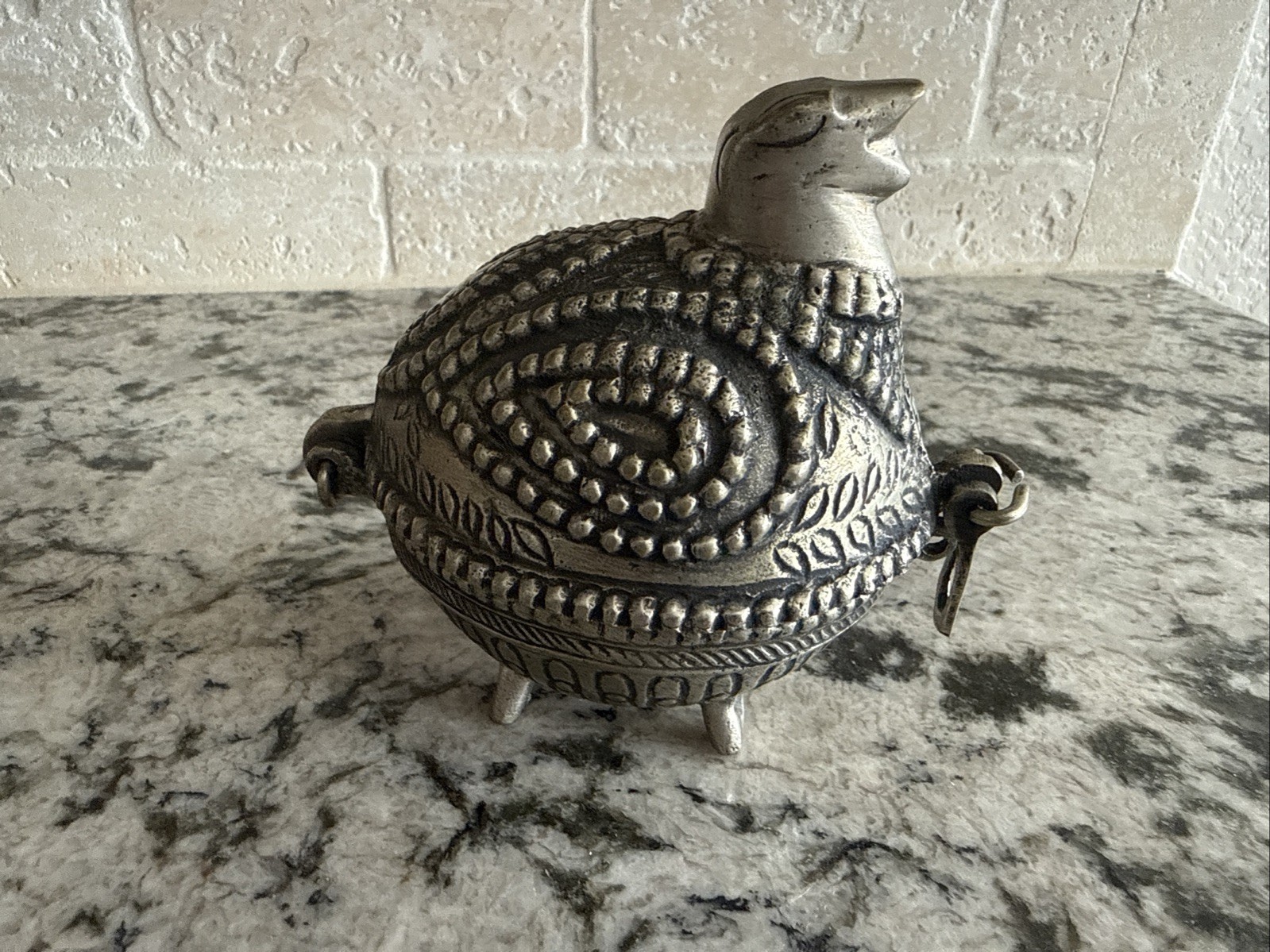 Vintage HON Hen On Nest Hand Cast Brass Trinket Box Dhokro Indian