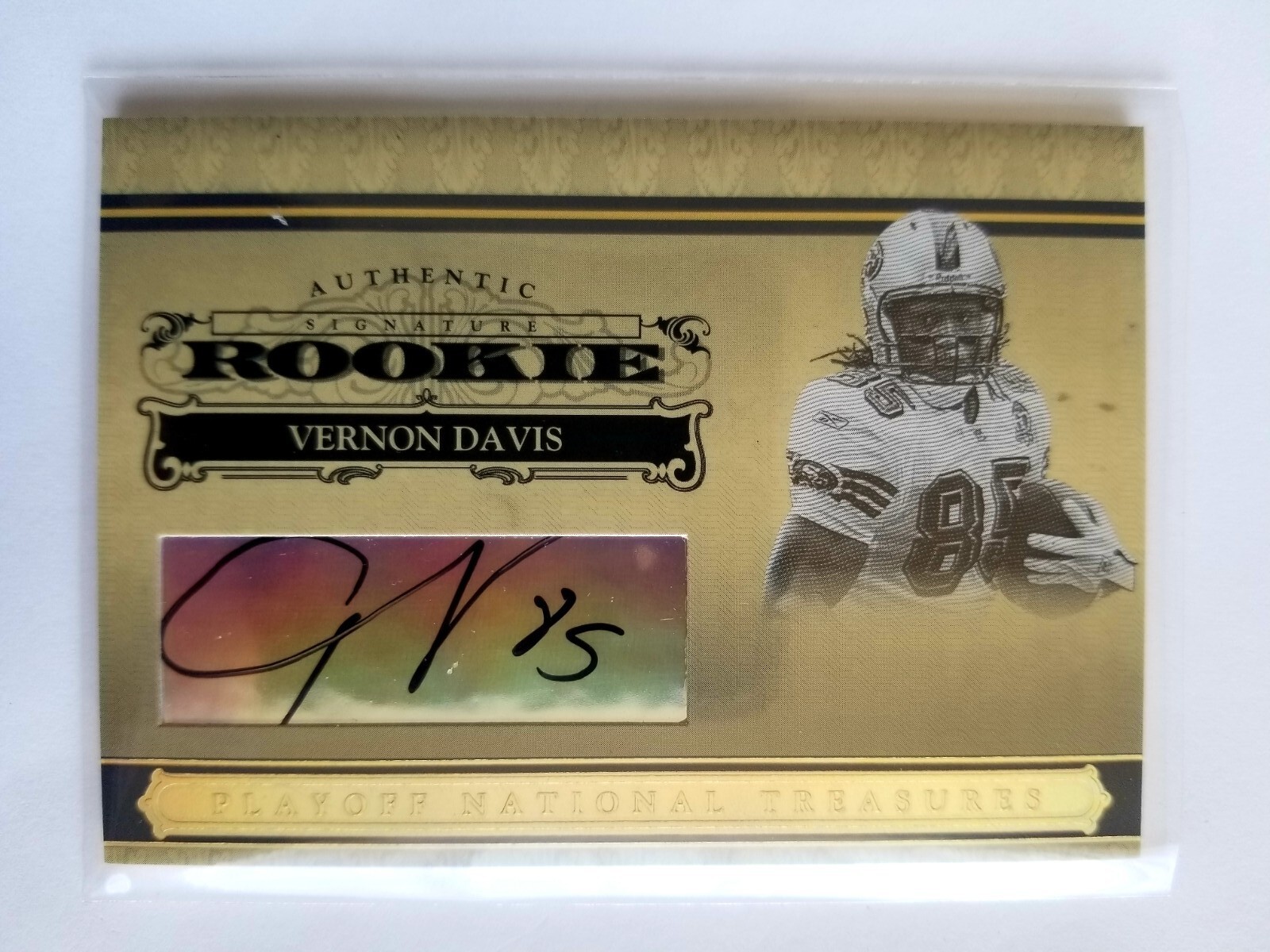 Vernon Davis Playoff National Treasures #137 Autograph-Gold