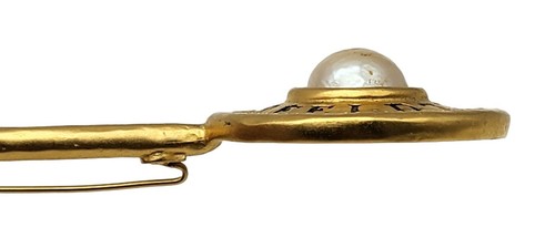 RARE Vintage KARL LAGERFELD Gold Tone Ladies Large Brooch Pin Signed Paris Maube - Picture 7 of 7