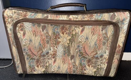 Vintage Floral And Leather St Michael Suitcase 65cm By 43cm By 21cm Approx - Photo 1/4