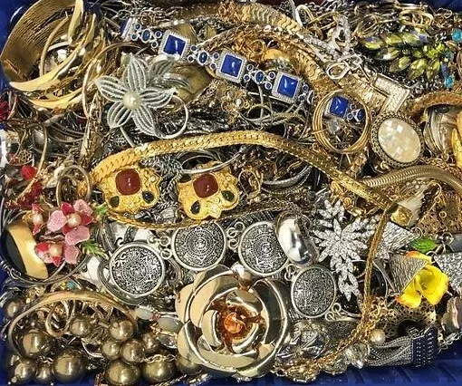 Vintage jewelry deals for sale