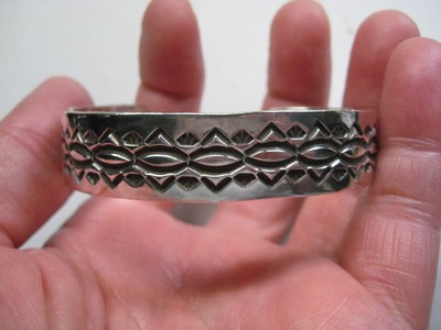 SW Native American Navajo Michael Thompson Sterling Silver Cuff Bracelet (bb)
