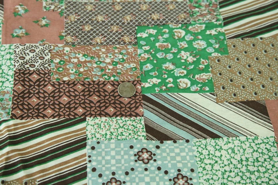 Tejido de algodón con estampado de retazos tramposos jersey tejido 4Y x 56W años 70 hippy cottagecore Foto 2 de 4