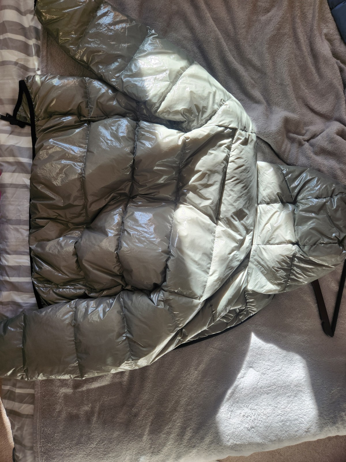 Dsquared2 Gray Hooded Down Jacket - image 13