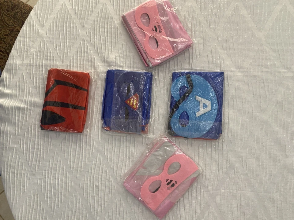 4 Superhero Costumes for Kids Super Hero Cape and Mask Ages 5-8 Girls+Boys New - Image 2 of 4