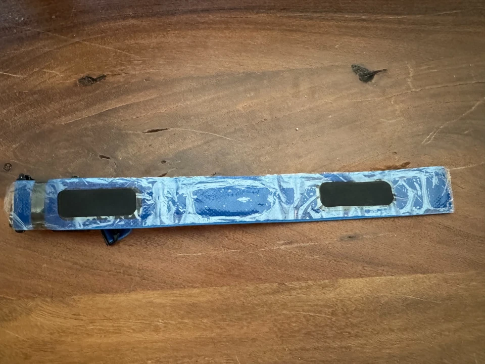 Garmin HRM-Swim 010-12342-00, Premium Heart Rate Strap with Real-Time Data - Image 4 of 4