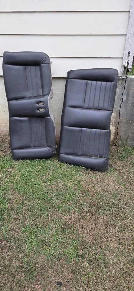 1999-2004 Mustang GT Convertible Rear Seats  Upper And Lower  Black Leather - Image 3 of 4