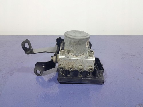 Opel Insignia A Lift 1.8 B 140 PS ABS-Pumpe 23430470 23430008 / AM 39365