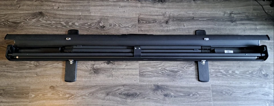 Duronic FPS80/43 - 80" Portable Floor Projection Screen - Image 4 of 4