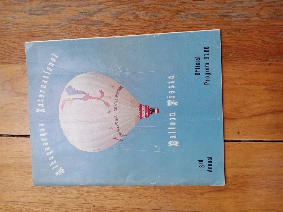 albuquerque international balloon fiesta program and buttons - Image 3 of 4