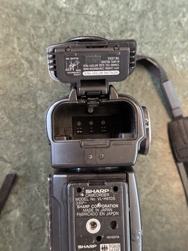 Sharp Hi8 ViewCam Video Camera VL-H410 - Picture 14 of 14