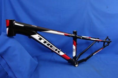trek 4900 disc 2012