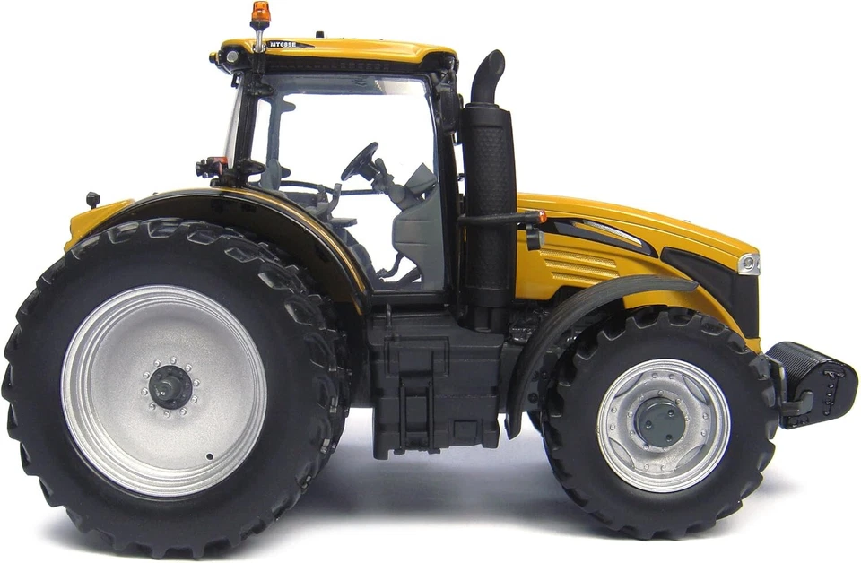 Universal Hobbies UH4894 Challenger MT685E Dual Wheels Tractor Scale 1:32 - Image 2 of 4