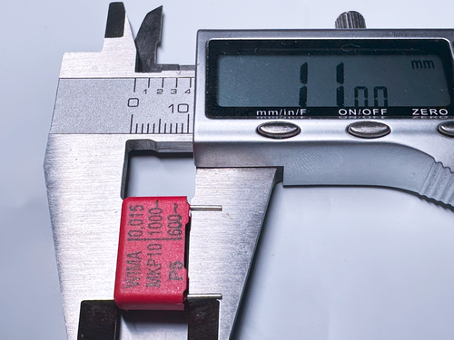 25Pcs MKP 10 0,015µF WIMA 0.015uF 15nF 5% 1000VDC PP Film Capacitor P:15mm - Picture 2 of 5