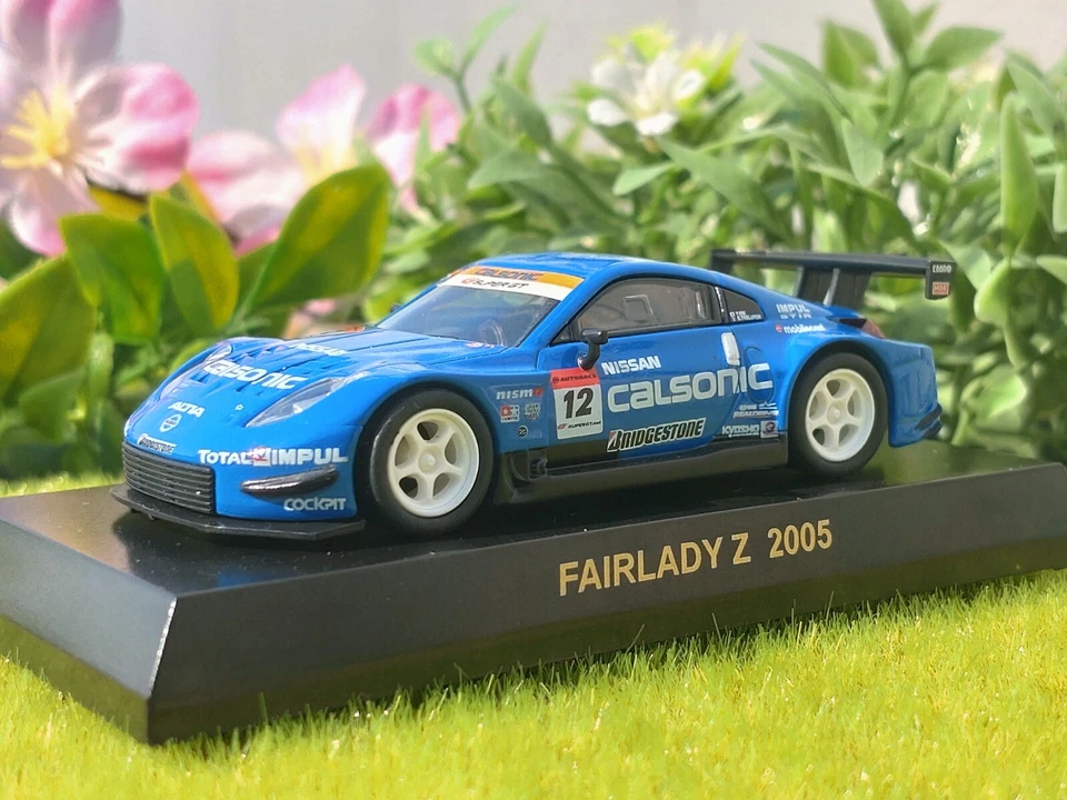 Super GT 2005 / Calsonic Fairlady Z / Nº12 B.Treluyer & Y.Ide / 1/64 / Kyosho Foto 2 de 4