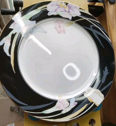 Vintage MIKASA CHARISMA BLACK 12 1/4" Chop Plate PLATTER L 9050 - Picture 2 of 7