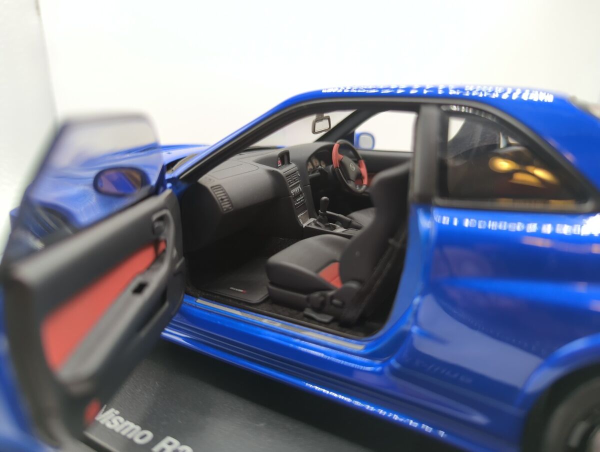 1/18 Autoart Nissan Skyline GT-R R34 Z-tune Bayside Blue 1/18 Autoart Nissan Skyline GT-R R34 Z-tune Bayside Blue