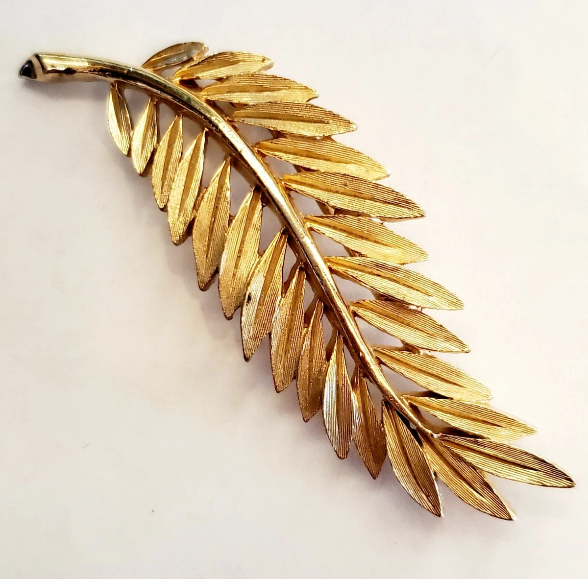 Trifari leaf brooch deals