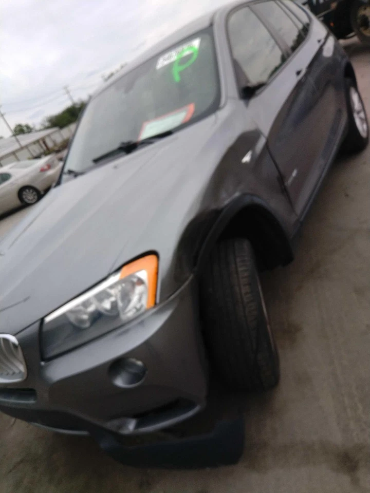 2014 BMW X3 Air Cleaner Assembly OEM Used 13717616932 93K Miles Silver Foto 3 de 4