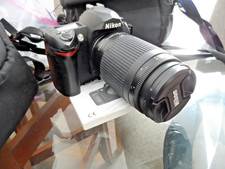 NIKON D70 DIGITAL SLR CAMERA WORKING BUNDLE AF 70-300 TELEPHOTO LENS