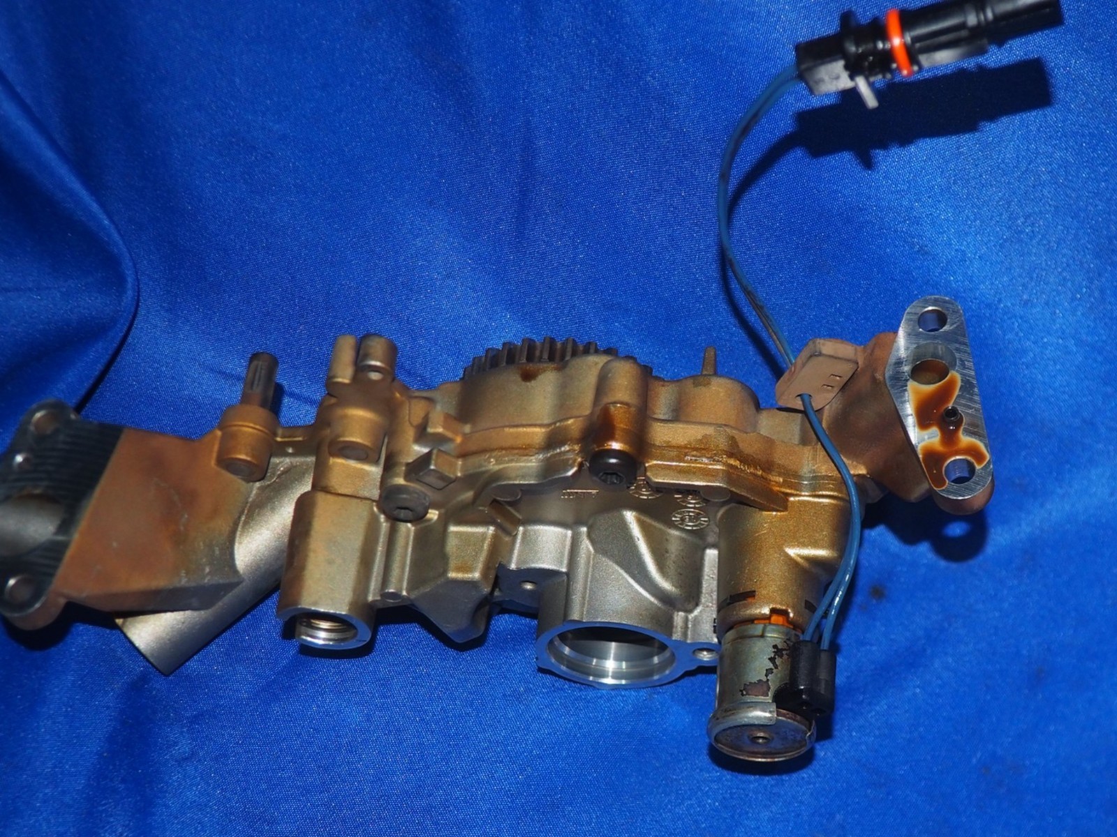Maserati Ghibli 2017-2024 Oil pump P/N 853065