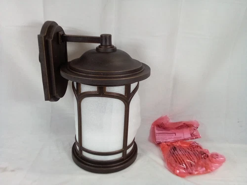 Quoizel Lighting{MBH8409PN} Palladian Bronze Finish {W9" x H14.5 x DP10"} 1PC - Picture 2 of 5