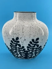 Beautiful Large Mid Century Modern Oblong Black And White Abstract Floral Vase