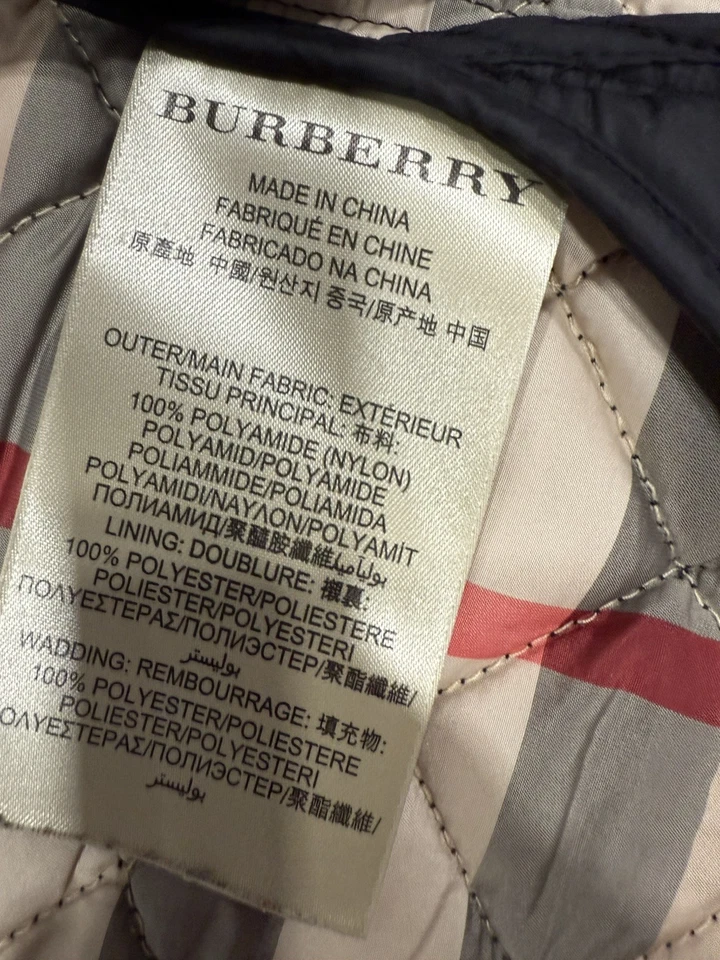 Chaqueta acolchada negra a cuadros Nova Burberry Brit para mujer talla MED Foto 4 de 4