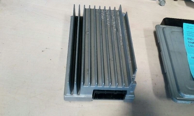 BMW 328I 2009 equipo de audio radio amplificador 302743 Foto 3 de 4