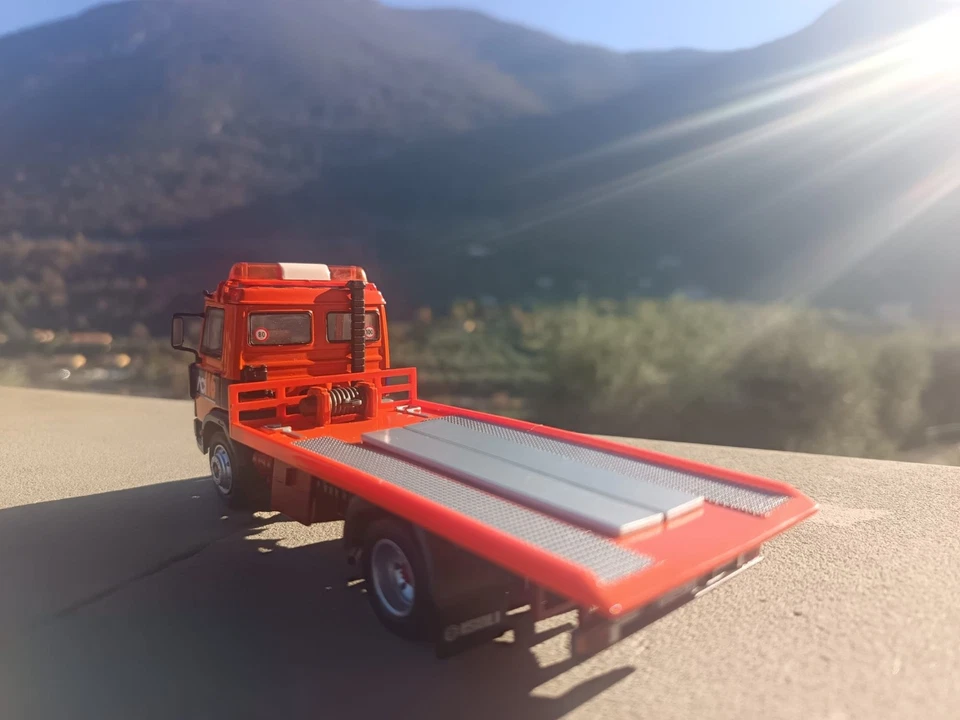 Camion D'Epoca Vintage Truck Iveco 79.12 Italia 1987 Soccorso Aci 116 1/43 - Immagine 2 di 4