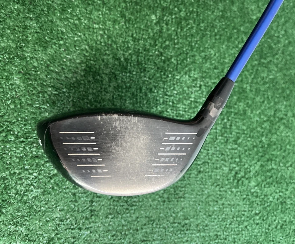 Titleist 913D3 Driver 10.5°, Stiff-flex Diamana Blue S+ 62g Men's RH + HeadCover - Image 3 of 4