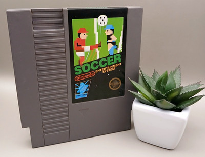 Soccer - Nintendo NES Spiel / 5 Schrauben / Retro Fussball Game  