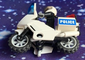 Lego City 7235 Police Motorcycle Police with Figure and BA 100% Complete Complete