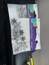 LOT of 3 FAVORITE FINDINGS 8  Pieces per Package  NEW