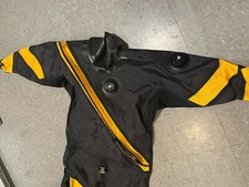 USIA Aqua Deluxe dry Suit, small. fits 4'10" to 5'4" excellent Condition